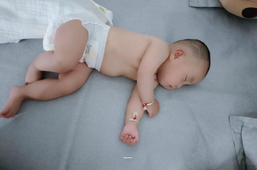 阿克苏五个月宝宝体重